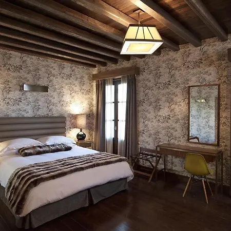 Hotel Art Mainalon 4*