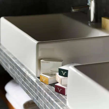 Hotel Art Mainalon 4*
