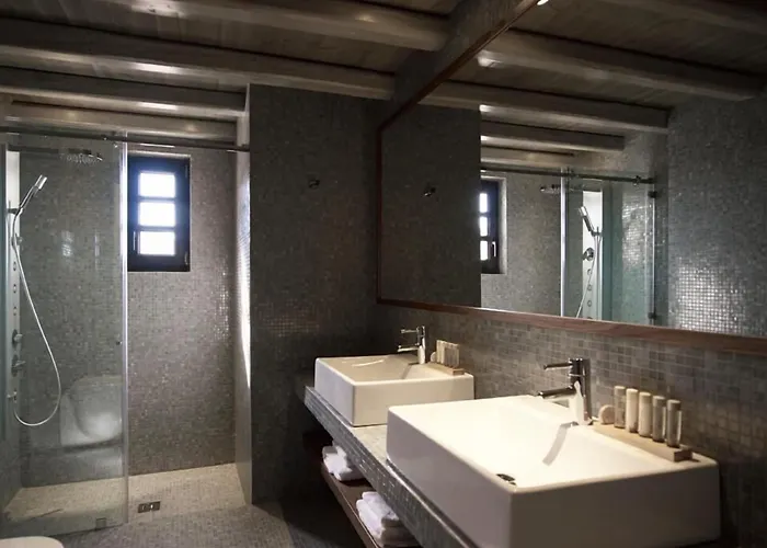 Szálloda Art Mainalon 4*